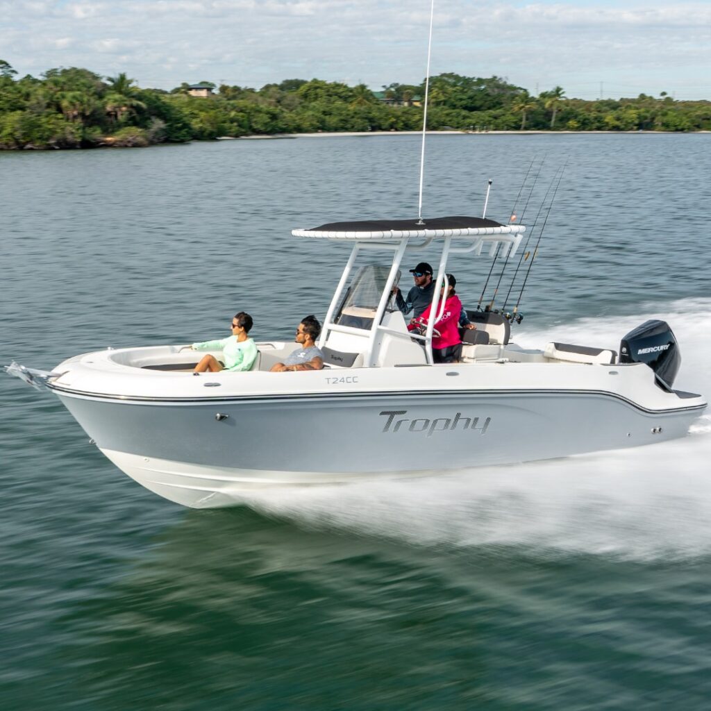 Bayliner Announces New Trophy T24 Center Console - Lakeland Boating