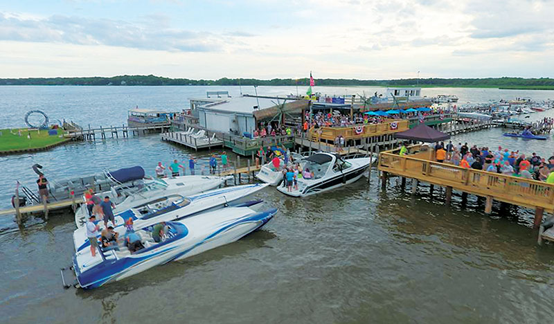 Summer Beckons on the Chain O'Lakes - Lakeland Boating