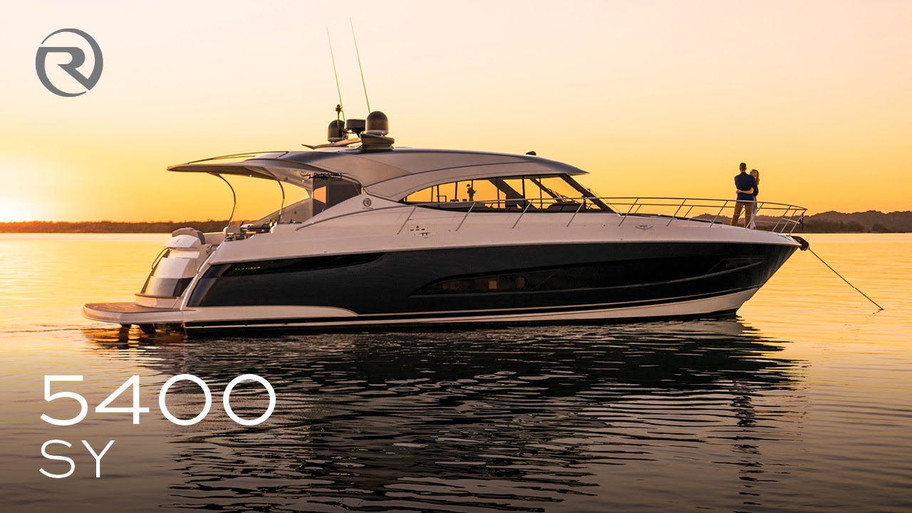 Riviera 5400 Sport Yacht - Lakeland Boating