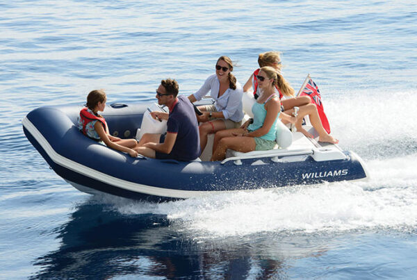 Jefferson-Beach-Yacht-Sales-Naples