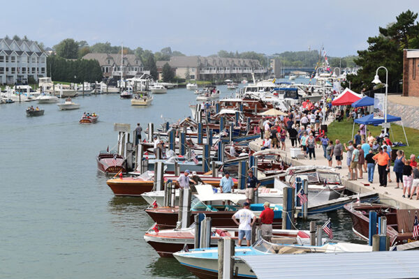 LakeStClair_SB1_Port-Huron-Boat-the-Blue