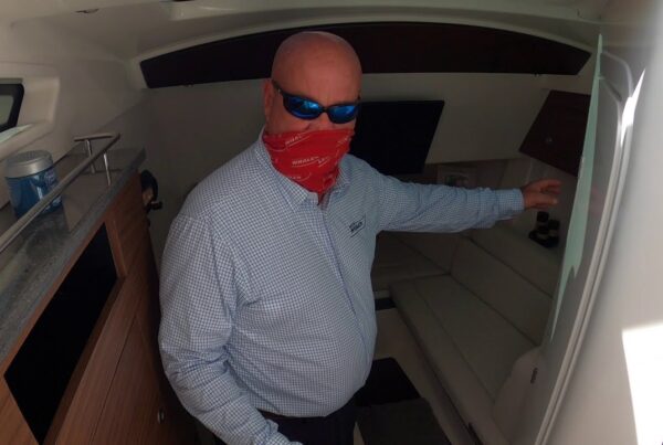 Boston Whaler 350 Realm