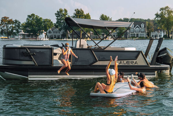 Alera Pontoon
