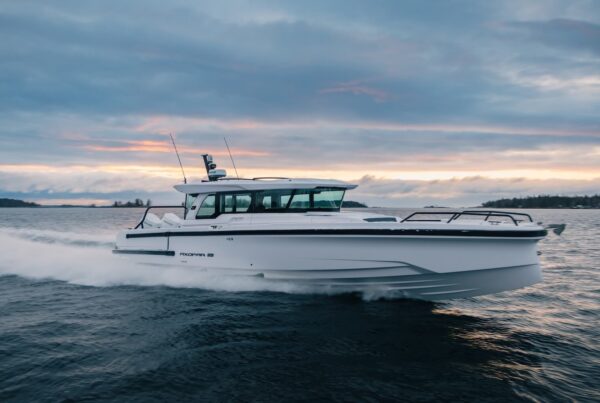 Axopar 38 XC Cross Cabin