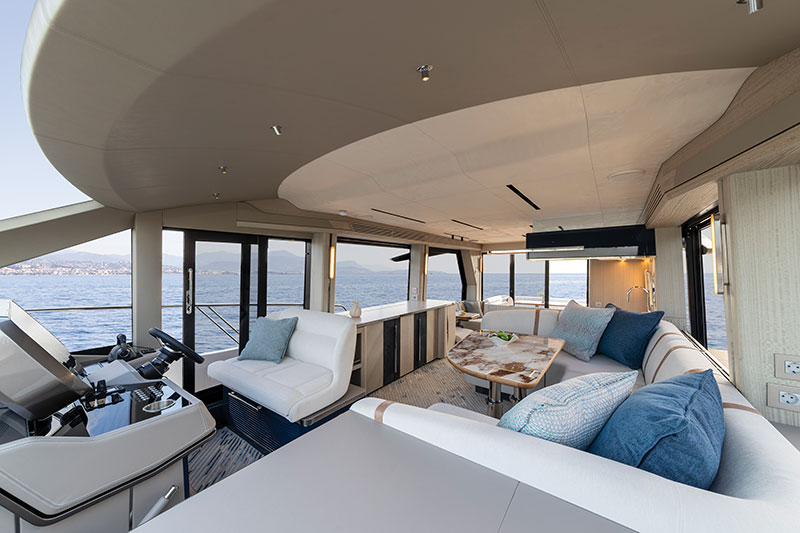 Galeon 560 FLY