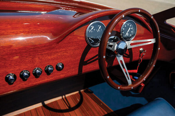 Verano-Boat-Works-V25