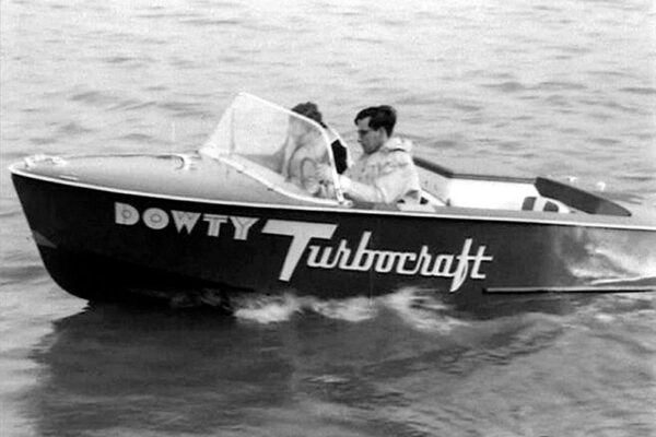 Dowty demo boat
