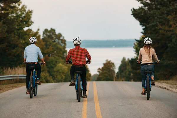 Suttons Bay Grand-Traverse-Bike-Tours